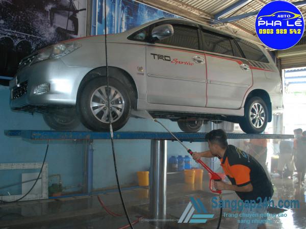 Sang tiệm rửa - sửa xe