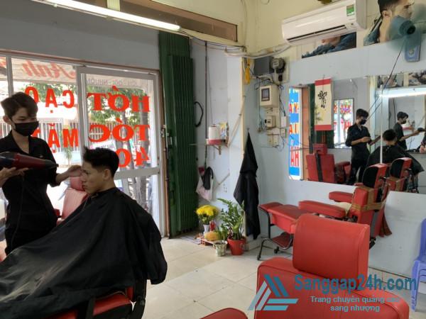 Sang tiệm tóc - nail