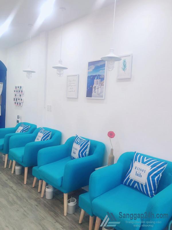 Sang tiệm tóc - nail