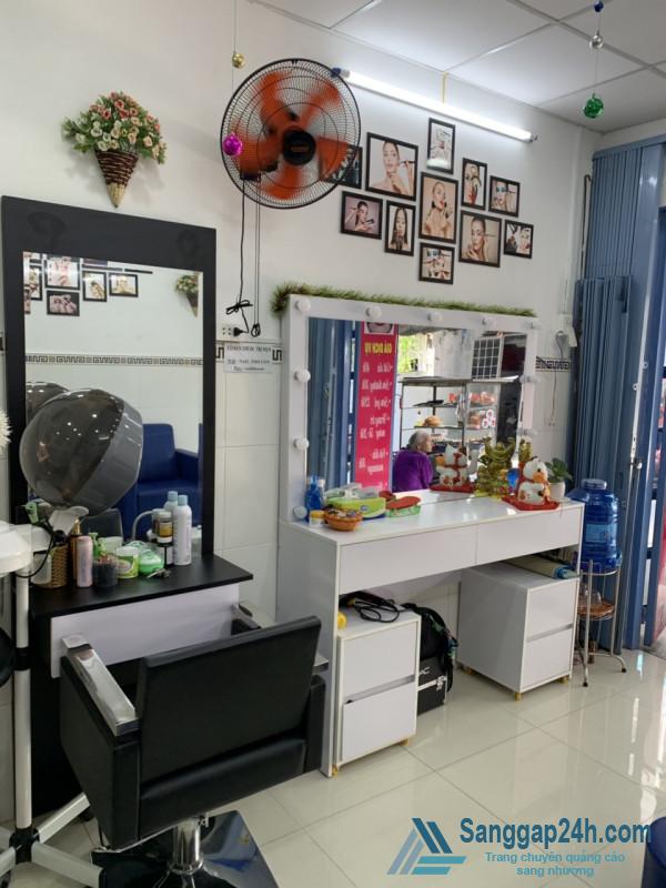 Sang tiệm tóc - nail