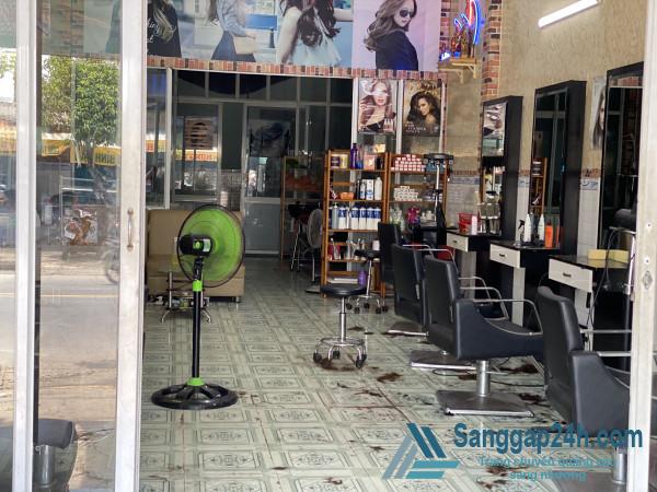 Sang tiệm tóc - nail