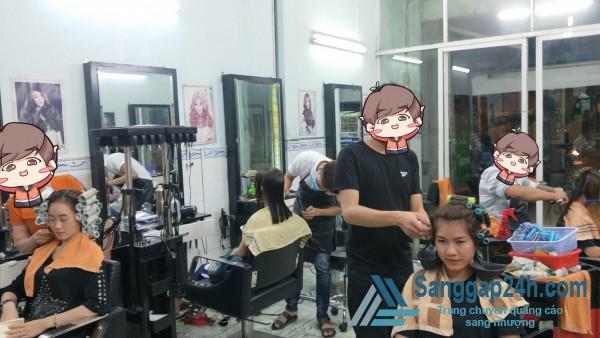 Sang tiệm tóc - nail