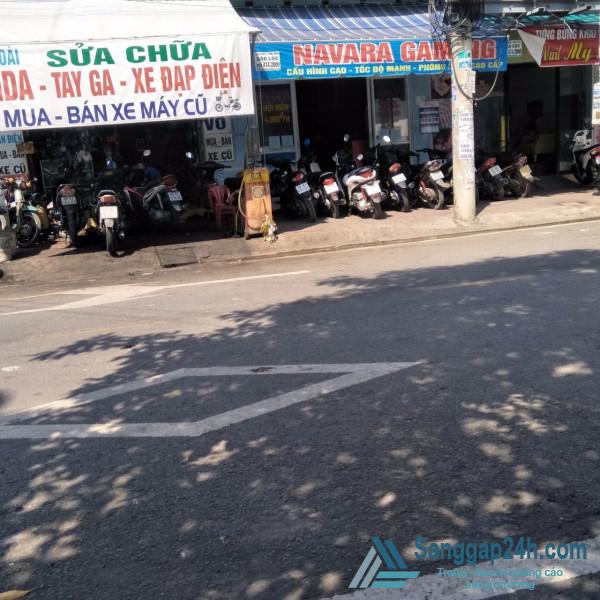 Cần sang nhanh tiệm net  mặt tiền đường lớn, ngay khu dân cư Vsip 1, thị xã Thuận An, Bình Dương.