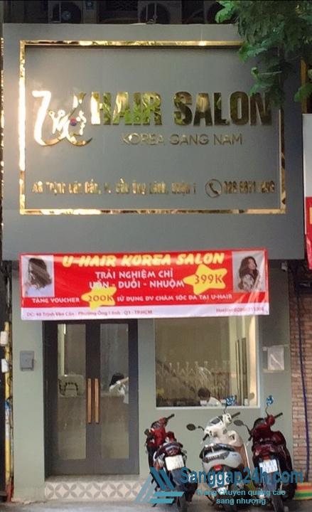 Cần sang nhanh salon tóc nằm mặt đường Trịnh Văn Cấn, phường Cầu Ông Lãnh, quận 1. 