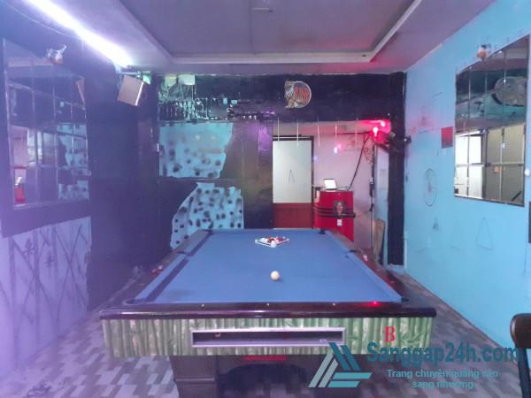 Sang quán bar - karaoke