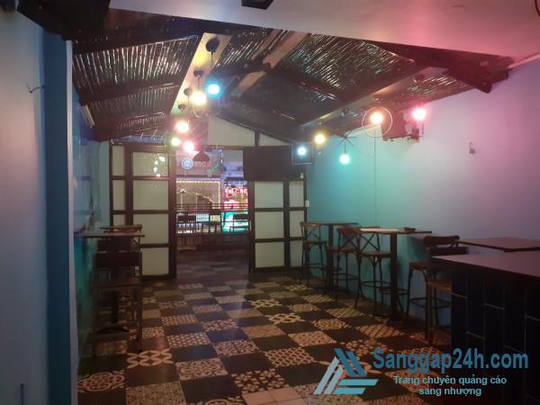 Sang quán bar - karaoke