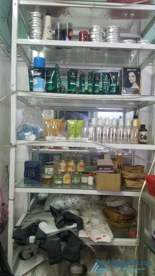 Sang nhượng cửa hàng mỹ phẩm làm tóc.