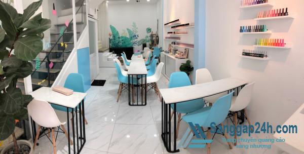 Sang tiệm tóc - nail