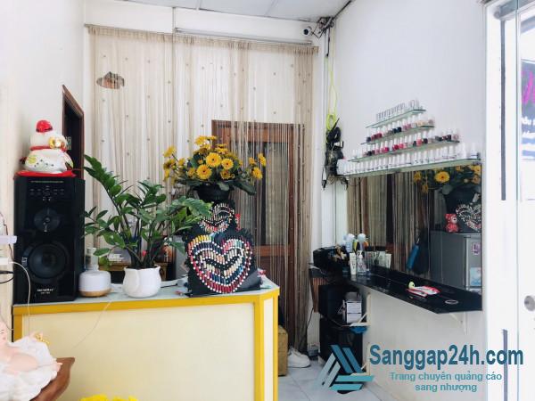 Sang tiệm tóc - nail