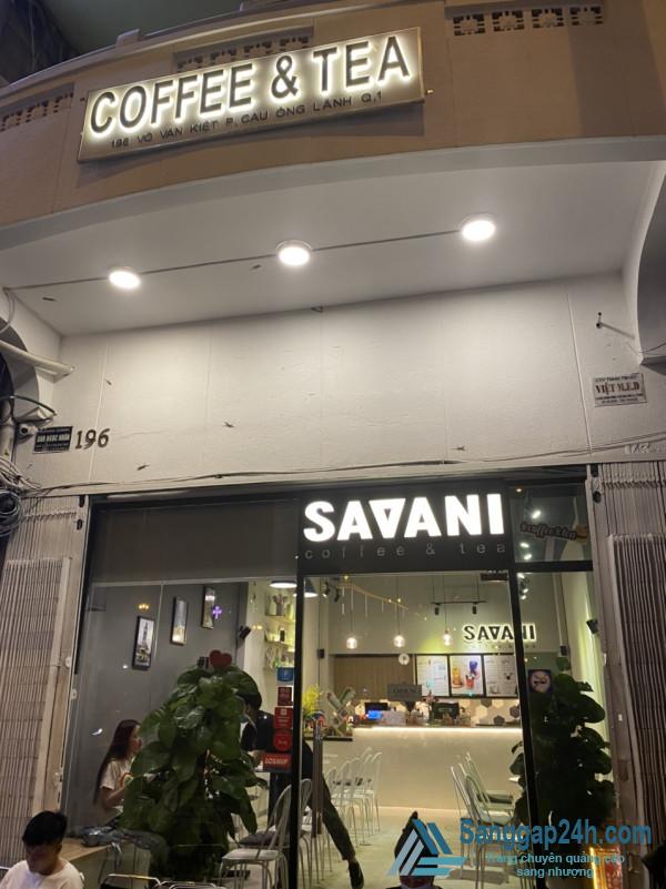 Sang quán cafe nằm khu dân cư đông đúc mặt tiền đường Võ Văn Kiệt, quận 1.