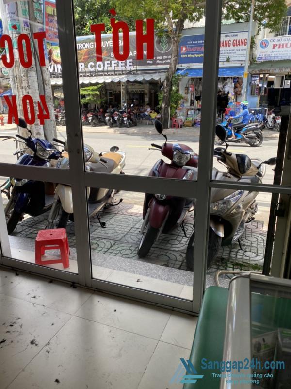 Sang tiệm tóc - nail