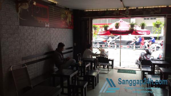 Sang quán cafe