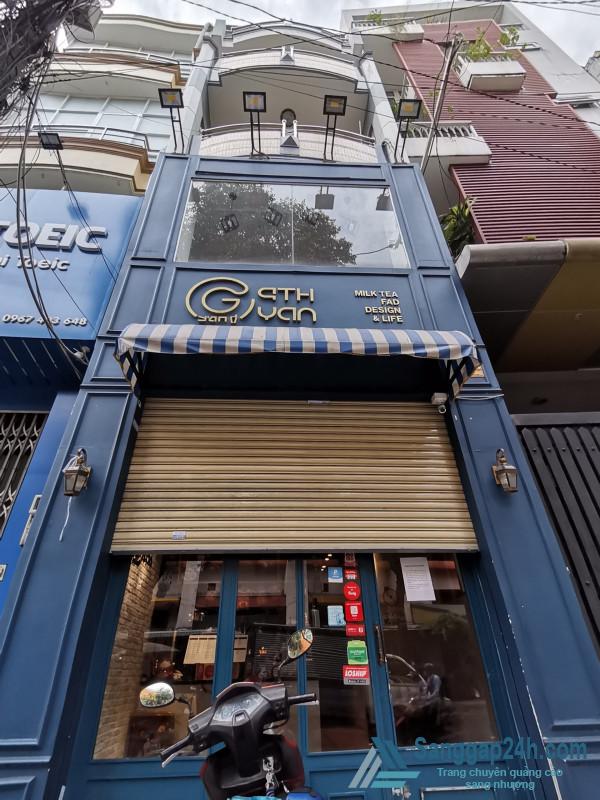 Cần sang nhanh quán trà sữa – café mặt tiền đường Nguyễn Thái Bình, phường 4, quận Tân Bình.