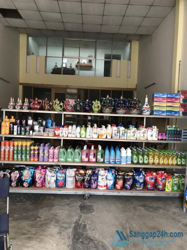 Sang tiệm tạp hóa - sữa