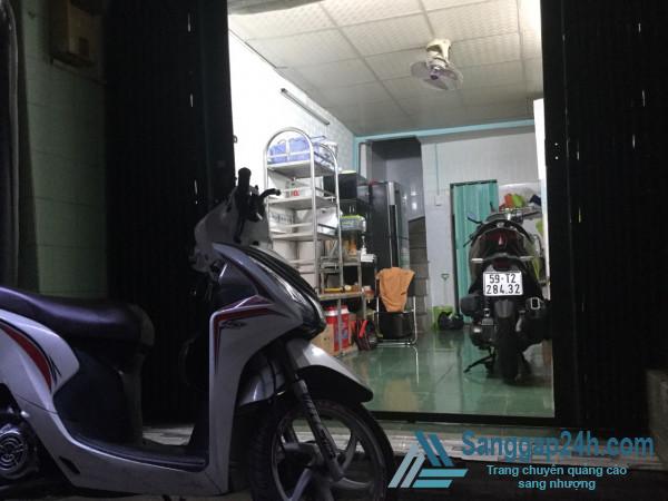 Cho thuê mặt bằng phù hợp bán quán ăn, nước uống trong hẻm đường Đề Thám, phường Phạm Ngũ Lão, quận 1. 