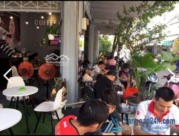 Cần sang quán cafe pha máy rất đông khách nằm 2 mặt tiền đường Nguyễn Đức Thuận, phường 13, quận Tân Bình. 