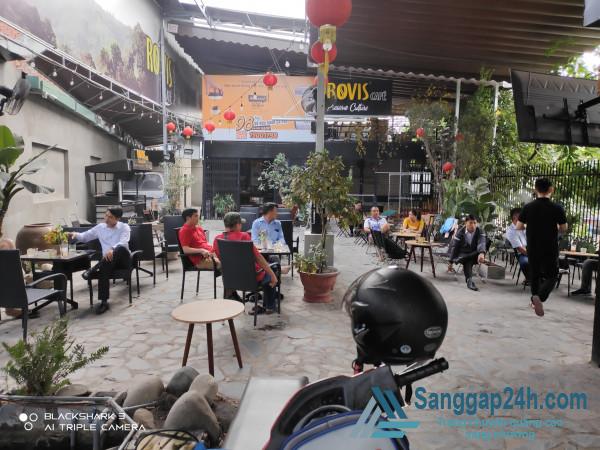 Sang quán cafe