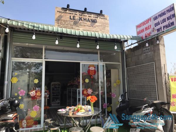 Sang nhượng cửa hàng Văn Phòng Phẩm đang hoạt động tốt. 