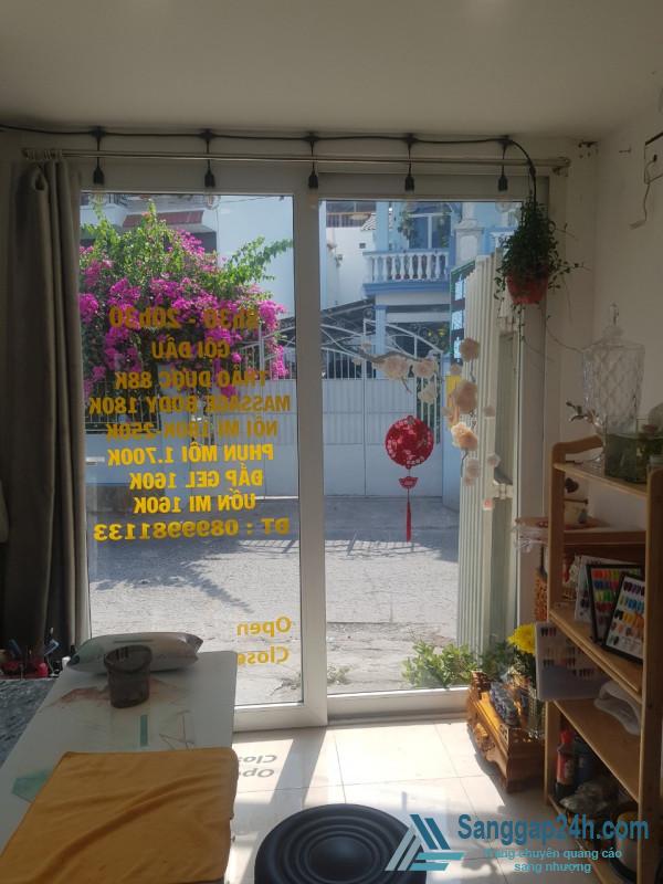 Sang tiệm tóc - nail