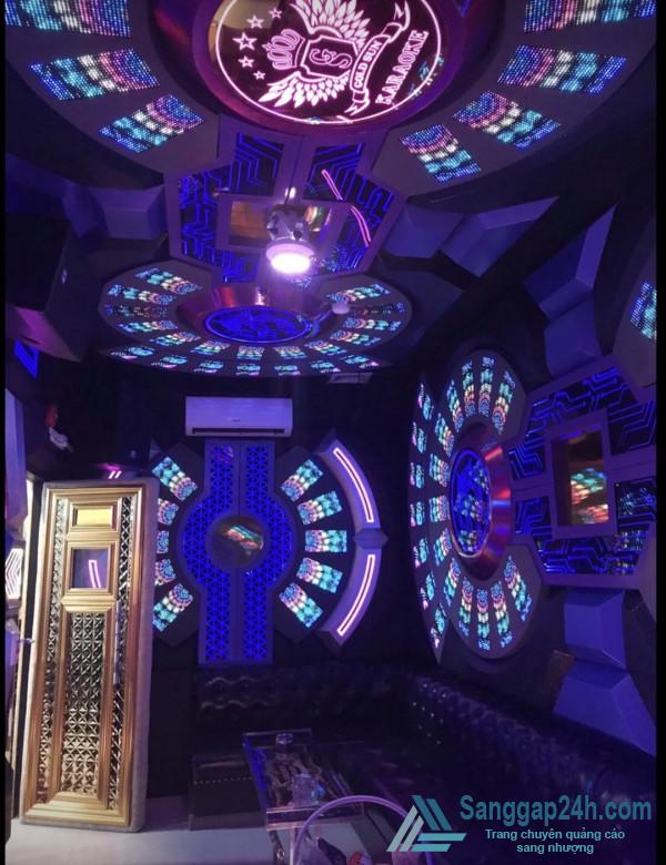 Sang quán bar - karaoke