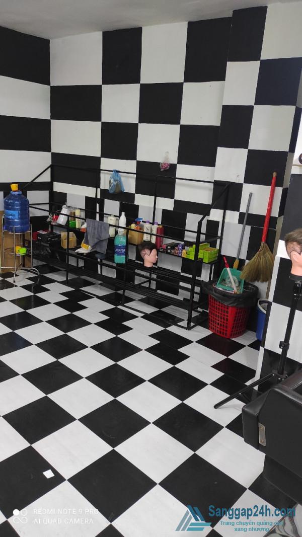 Sang tiệm tóc - nail