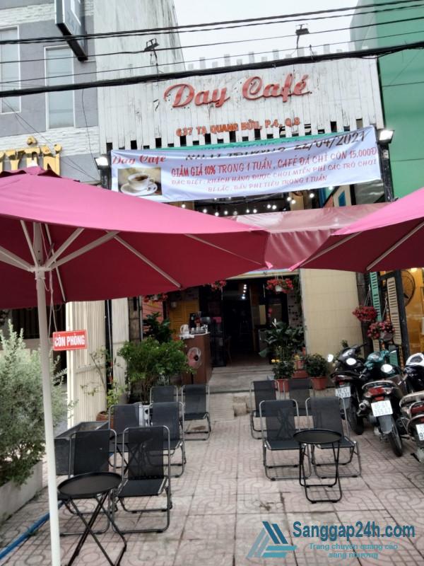 Sang nhượng quán cà phê nằm khu ăn uống sầm uất, dân cư đông, mặt tiền đường, trung tâm quận 8.