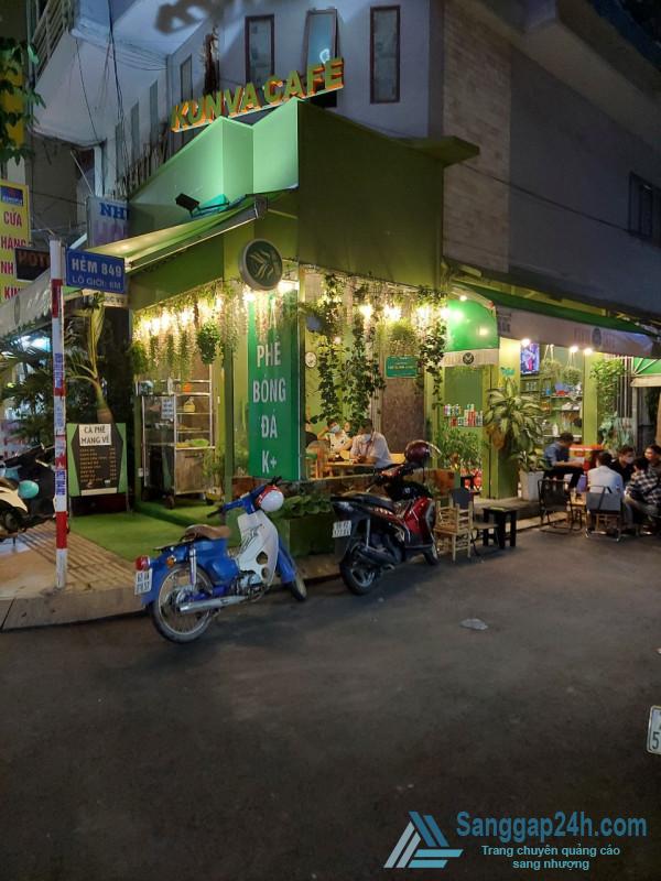 Sang nhanh quán cafe 2 mặt góc nằm mặt tiền đường Lũy Bán Bích, Tân Thạnh, quận Tân Phú, Thành phố Hồ Chí Minh.