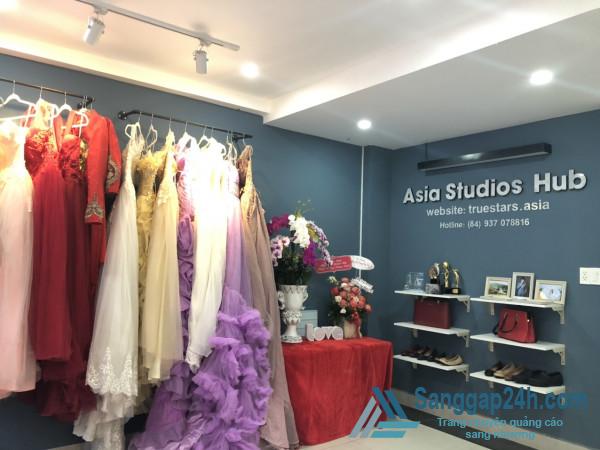 Sang studio áo cưới