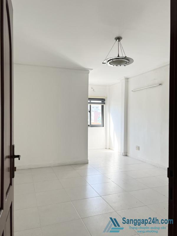 Sang shop thời trang