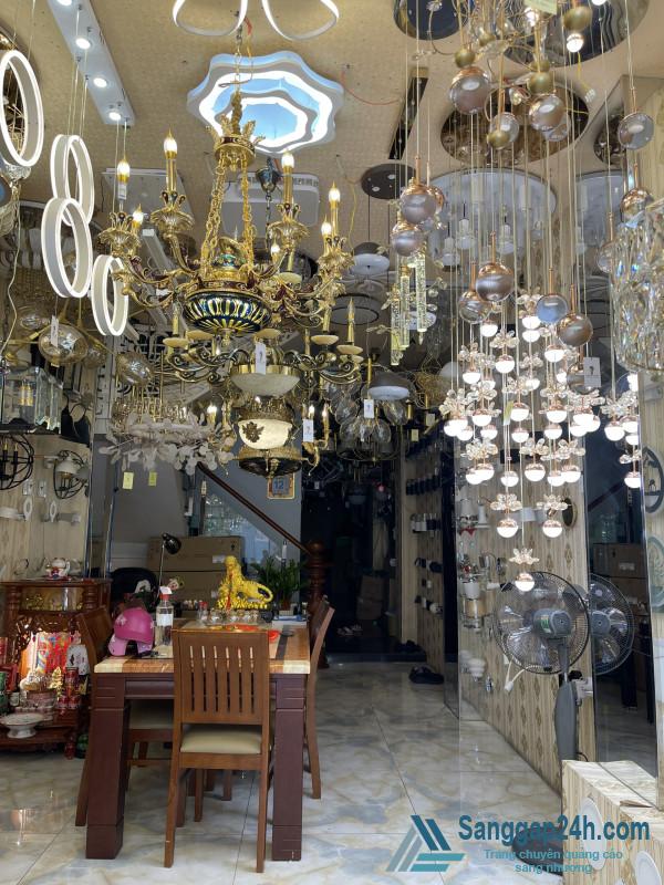 Sang nhượng cửa hàng