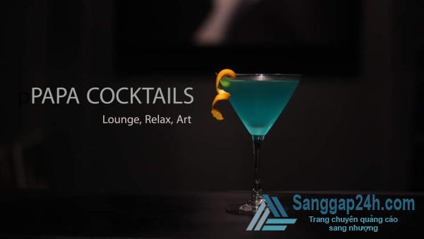 Sang nhượng quán Papa cocktails đang hoạt động kinh doanh ổn định, lượng khách đông.