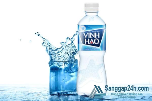 Sang công ty phân phối nước chuyên cho hệ thống Ngân hàng Nam Á, ACB, SCSC và trường Đại Học khu vực TP. Hồ Chí Minh.