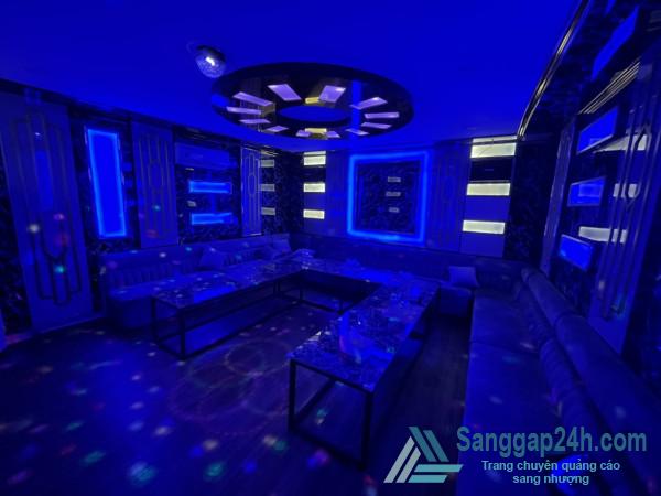 Sang quán bar - karaoke