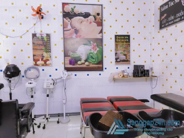 Sang tiệm tóc - nail