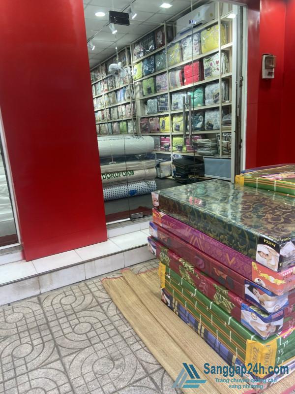 Sang nhượng cửa hàng