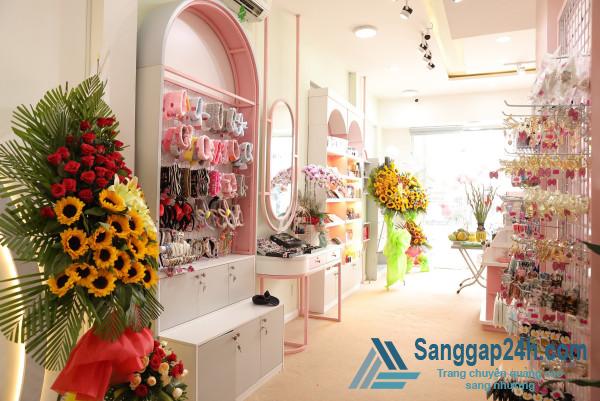 Sang nhượng cửa hàng