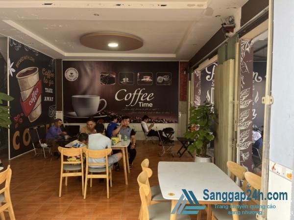 Sang quán cafe