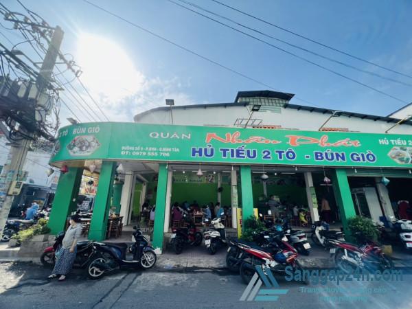 Sang Nhượng Quán Hủ Tiếu Mặt Tiền Đường Lớn Trung Tâm Quận Bình Tân.