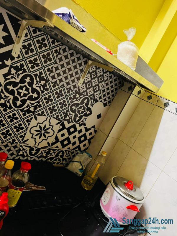 Sang tiệm tóc - nail