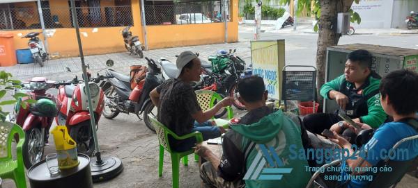 Sang tiệm giặt ủi