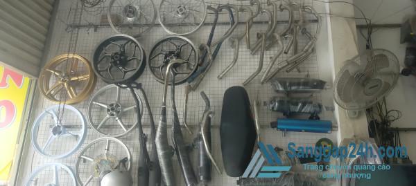 Sang tiệm rửa - sửa xe