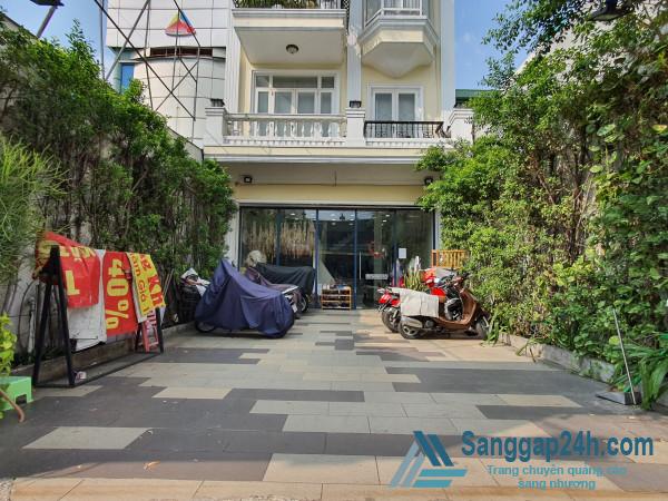 Sang Nhượng Quán Cafe Kết Hợp Studio Cho Thuê Trang Phục Hanbok - Hán Phục Chụp Ảnh Cổ Trang.