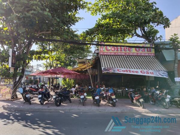 Sang Nhượng Quán Cafe Hoặc Cho Thuê Lại Quán Cafe Góc 2 Mặt Tiền Tại Thủ Đức.
