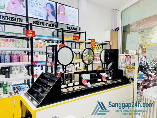 Sang nhượng cửa hàng