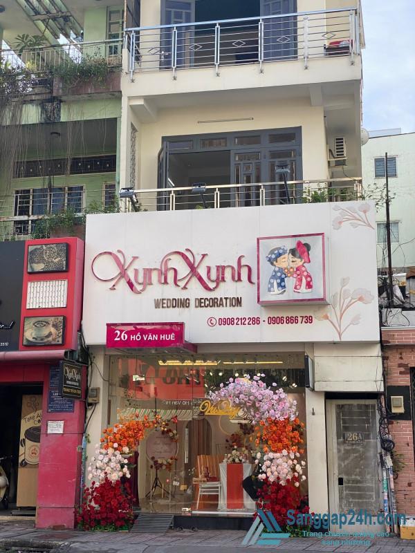 Sang Nhượng Nhanh Shop Hoa Chuyên Trang Trí Gia Tiên - Tiệc - Ở Quận Phú Nhuận.