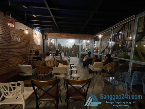 Sang quán cafe