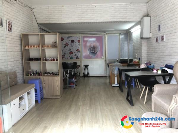 Sang tiệm tóc - nail